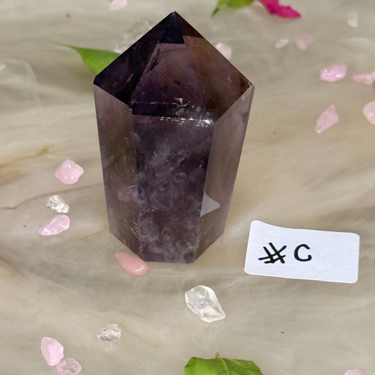 🧁🖤 Midnight Cupcake – Amethyst “Cupcake” Point: C