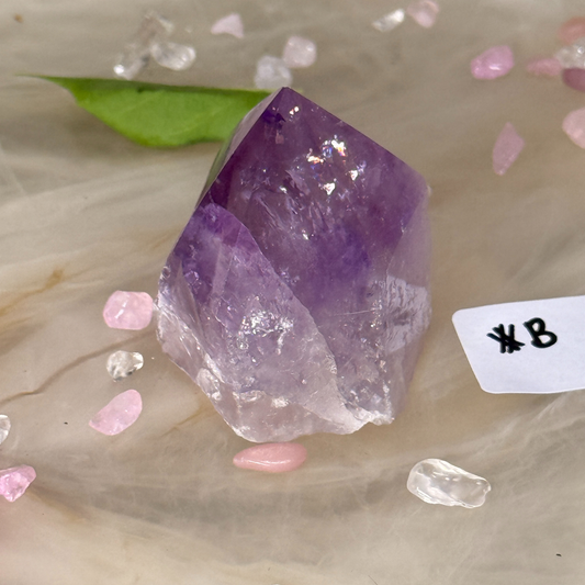 🧁💜 Cupcake Calm – Amethyst “Cupcake” Point: B