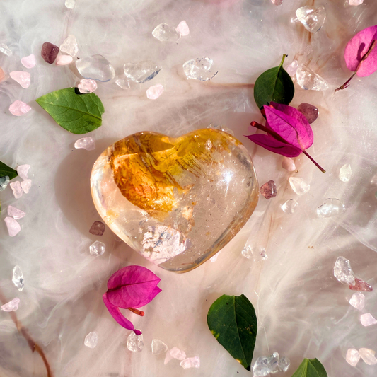 💛 Heart of Gold (and Iron) – Quartz Mini Heart