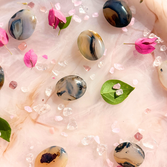 🌱 “Forest Therapy To-Go” – Dendritic Agate Mini Palmstone
